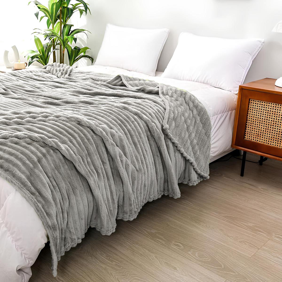 Плед велсофт Все ДOMA/Vse DOMA полоса 1 см., цвет светло-серый, ролик