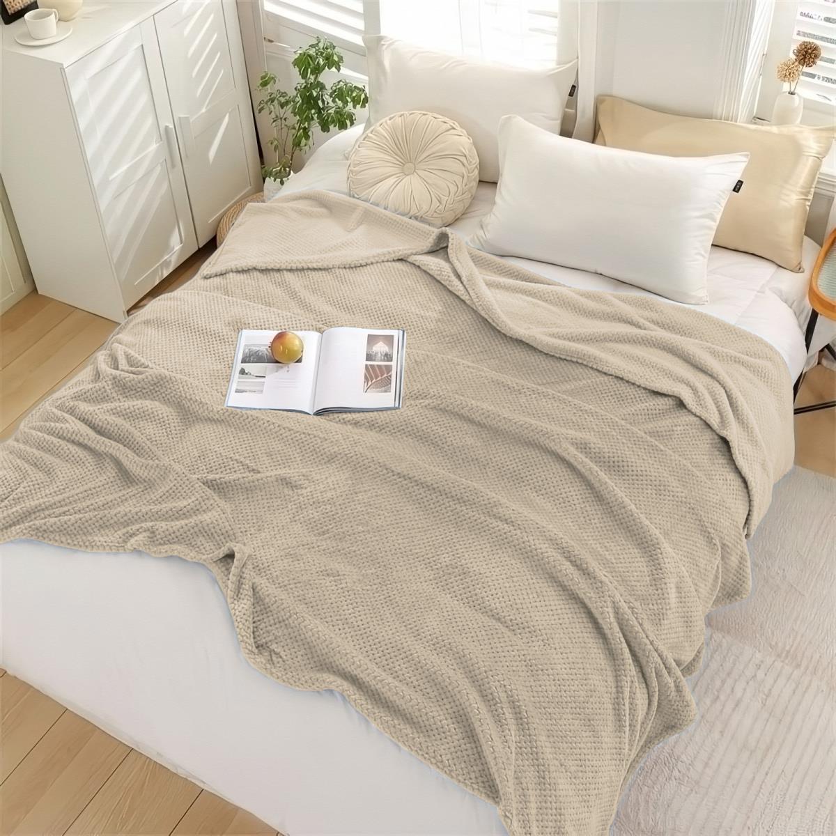 Плед велсофт Все ДOMA/Vse DOMA Кремовый, цвет бежевый, пиноли ролик