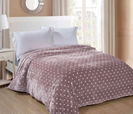 Плед велсофт Все ДOMA/Vse DOMA Горох, цвет какао, гладье, чемодан