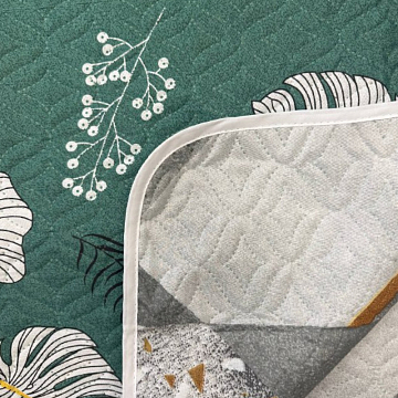 Покрывало двустороннее Комфорт Тропики на зеленом